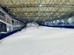 -乔波室内滑雪场