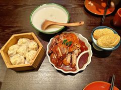 -古都历食南京菜·烤鸭·鸭血粉丝·汤包(南京博物院店)