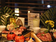 -铭牛烧肉·和牛海鲜自助(高新月牙湖店)