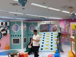 -孩子王童乐园(连云港万达店)