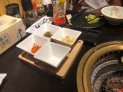 -山川小町·极番烧肉(新地假日广场店)
