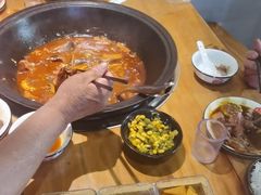 -晨皓祥人民公社铁锅炖菜(西华苑店)