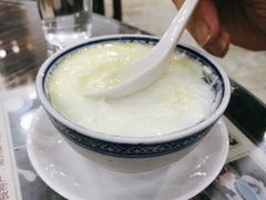 -周大娘牛乳(旧寨古村总店)