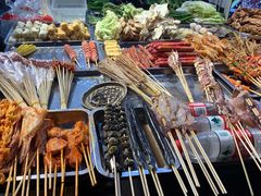 -八一路好吃街(雨田商务大厦店)