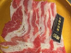 -牛YO寿喜烧·铁板烧和牛火锅自助(市府恒隆店)
