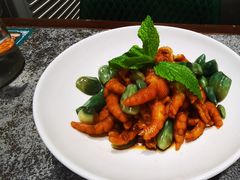 腊八蒜凤爪-紫光园(创始店)