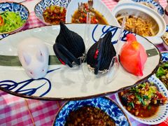 天鹅酥.小白兔.海胆饺-侯师傅热炒店(印象城店)