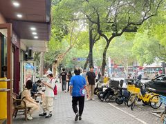 -阿姨奶茶专卖(舌涧道杭州惠民路创始店)