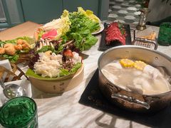 -椰子不语 椰子鸡火锅(淮海店)