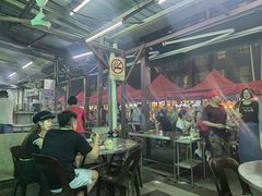 -黄亚华小食店(Jalan Alor)