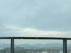-瑰丽酒店·海吧·天际下午茶·现场DJ·天台酒吧