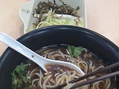-李先生牛肉面大王(北京站售票厅餐厅)