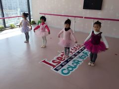 -Isee灰姑娘国际儿童艺术中心(BHGMall店)