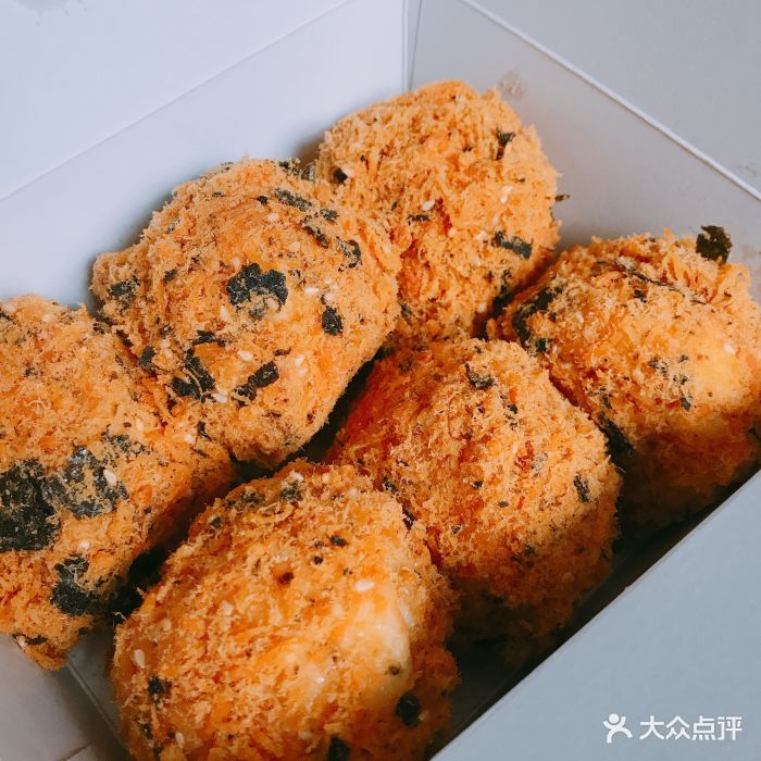 吴酥生宫廷酥饼(黄兴中路店)海苔肉松小贝图片