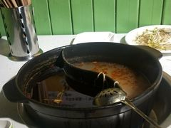 -钢管厂五区小郡肝串串香(奥克斯广场锦城万达店)