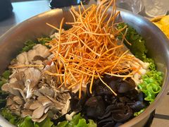 -罗勒家·养生火锅· Bistro(大望路店)