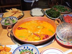 -洱火云南酸菜牛肉火锅(石景山当代商城店)