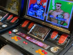 -喝丢一只鞋辣炒海鲜小烧烤(三八广场店)