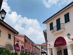 -佛罗伦萨小镇广佛名品奥特莱斯(疏港路店)