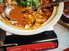 -魏铭鱼头捞饭(晋阳路店)