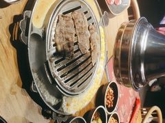 -青瓦炭韩潮烤肉(花园道店)