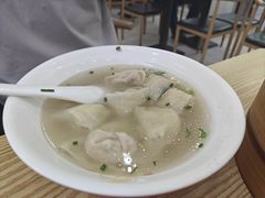 -珊珊小笼馆(仙霞路店)