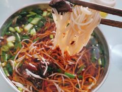 红烧牛肉粉-胡记牛杂粉