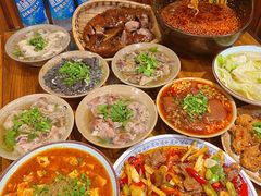 -谢老五跷脚牛肉·非遗传承店