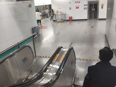 -汉中路(地铁站)