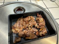 -喜悦小串丹东小黄牛海鲜烧烤大排档(民主广场店)