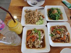 -两兄弟Song Pee Nong(2号店)