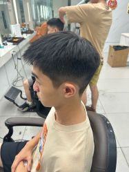 -尤司男士国潮理发馆