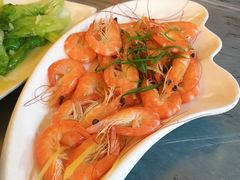 -覃记海鲜美食餐厅