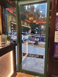 -东方先生国潮男士理发馆