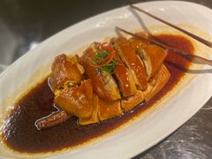 广式玫瑰豉油鸡-海派悦庭·海胆烧麦·新融合菜(凯德广场店)