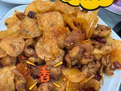 -丹水桥地锅鱼·翘嘴鲌·地方特色全鱼宴(丹江口大坝店)