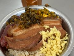 -梁阿婆廿年老牌扣肉糯米饭