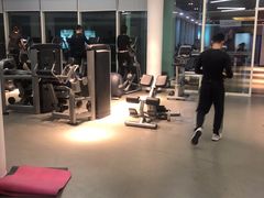 -一兆韦德健身(慧芝湖店)