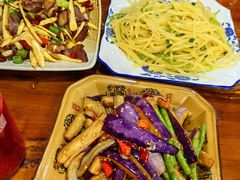 -苗湘食府(十年店)