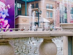 -泡泡玛特POPMART(蓝色港湾店)