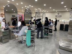 -DX HAIR SALON·发现未知美发沙龙