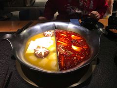 -湊湊火锅·茶憩(南京东路悦荟店)