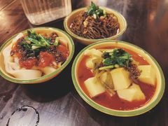 -蓝田九大碗民俗食府(蓝田店)