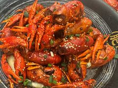 -肥肥虾庄·金牌油焖大虾(汉口城市广场店)