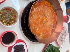 -毛辣果·贵州红酸汤牛肉火锅(西单店)