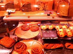 -巴黎贝甜(华堂新辰汇店)