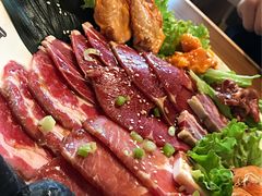 烤肉拼盘-美洲岛烤肉自助餐厅