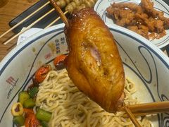 -陇上秦轩西安biangbiang面(朝龙汇店)