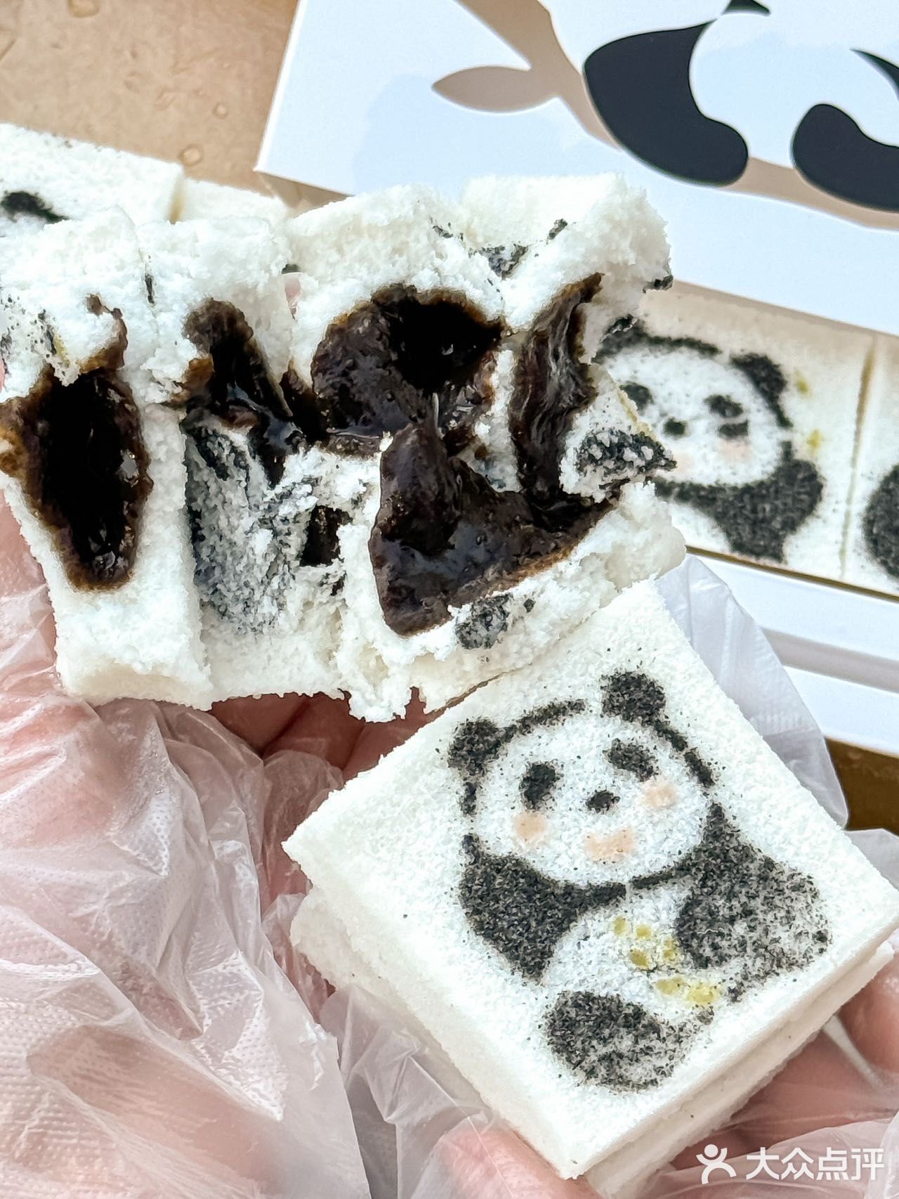 被路人追着问的熊猫方糕🐼！！！