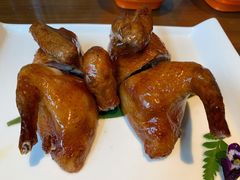 脆皮乳鸽-燕郊烧鸽子(广安路店)